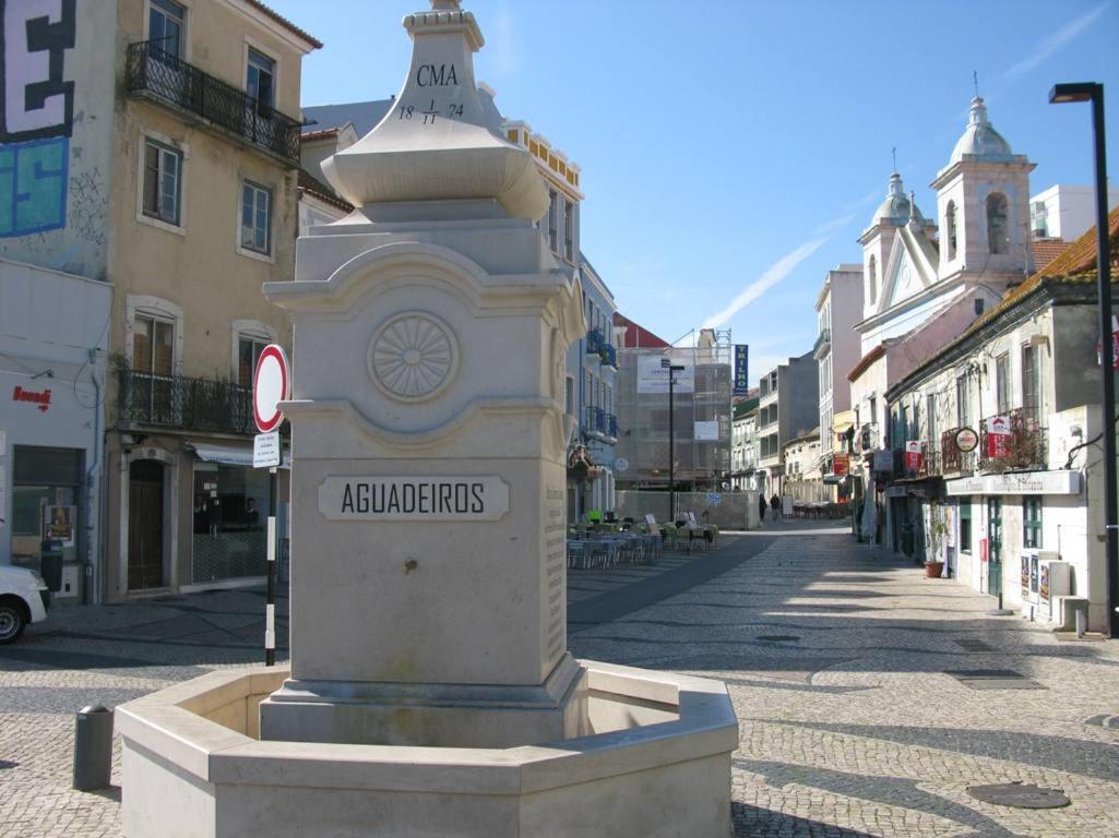 Anthony'S Place Almada Luaran gambar