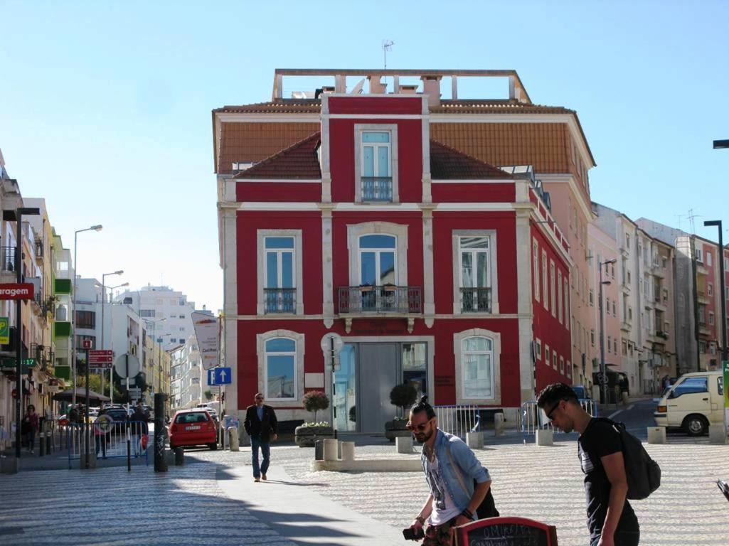 Anthony'S Place Almada Luaran gambar